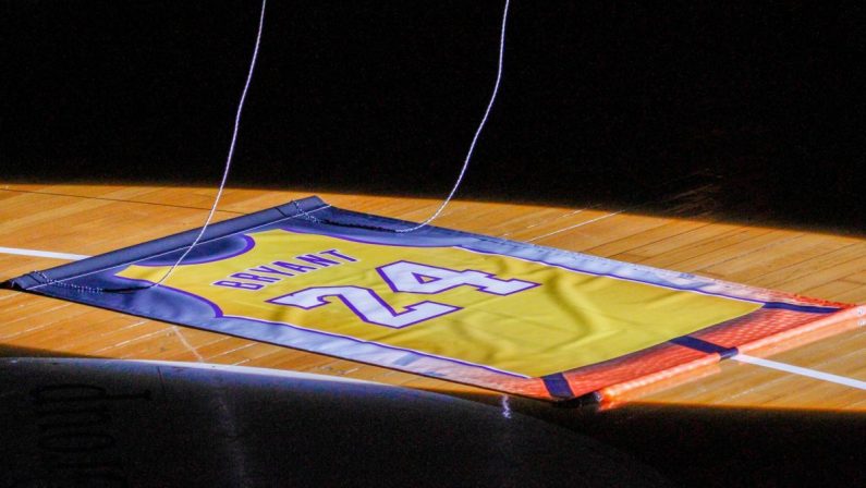 Kobe Bryant nella Hall of Fame, la moglie “Ce l’hai fatta”