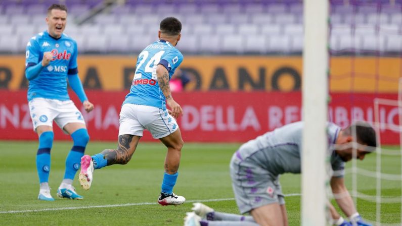 Il Napoli espugna Firenze, Champions sempre più vicina