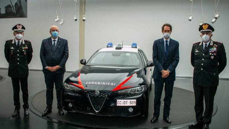 Presentata l’Alfa Romeo Giulia per l’Arma dei Carabinieri