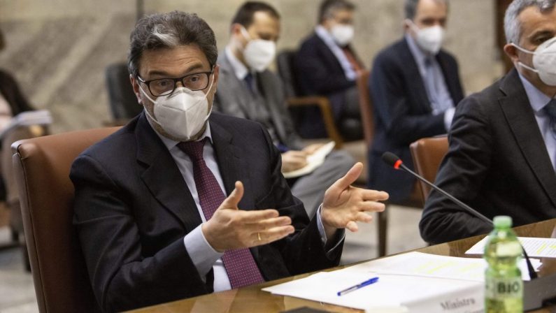 Giorgetti “Il decreto Riaperture un passo avanti, ma volevamo di più”