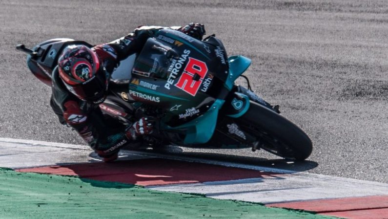 Motomondiale, al Mugello Quartararo domina e dedica la vittoria a Dupasquier