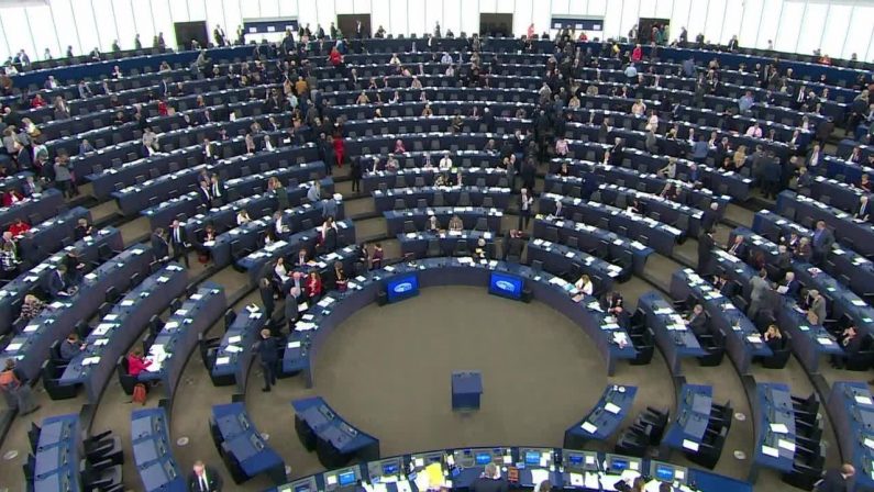 Primo via libera dal parlamento Ue al Green Pass