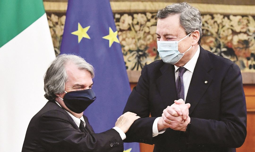Il ministro per la Pubblica amministrazione, Renato Brunetta, insieme al premier Mario Draghi