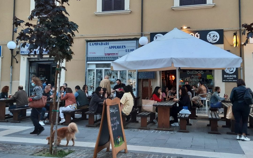 Un locale a Cosenza ieri sera