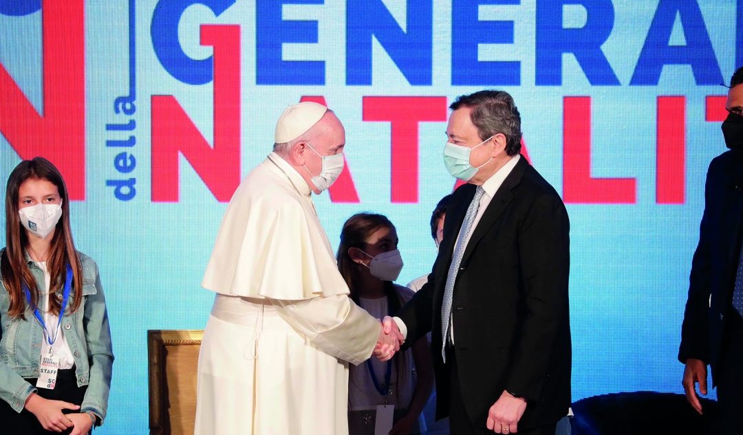 Papa Francesco con Mario Draghi