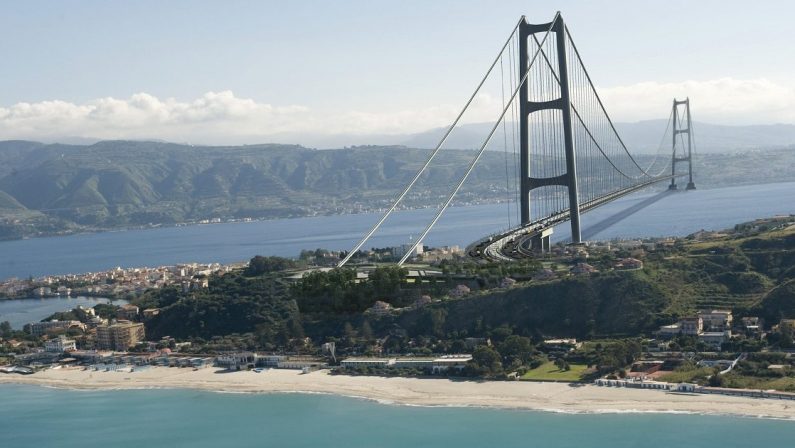 Senza Ponte la Sicilia perde 6 miliardi l'anno: è un'opera che verrebbe ripagata subito