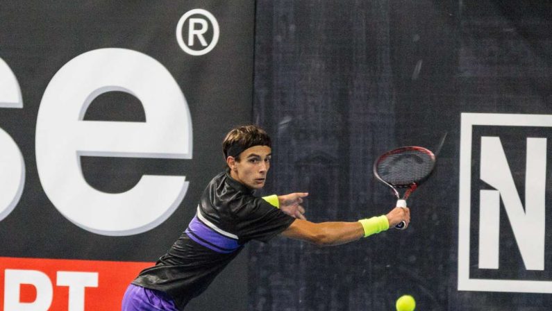 Musetti si ritira al 5° set, Djokovic nei quarti al Roland Garros
