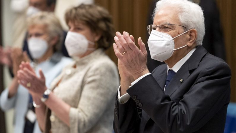 Covid, Mattarella “Mantenere alta l’attenzione”
