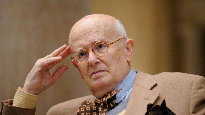 Roberto Gervaso sarà sepolto al Vittoriale