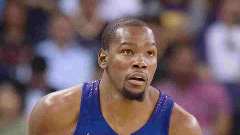 Durant devastante, Milwaukee ko e Brooklyn avanti 3-2