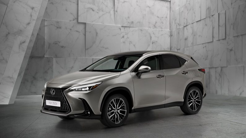 Al via gli ordini del nuovo Lexus NX