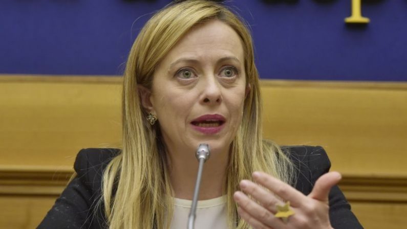 Centrodestra, Meloni “Più rischi che vantaggi con il partito unico”