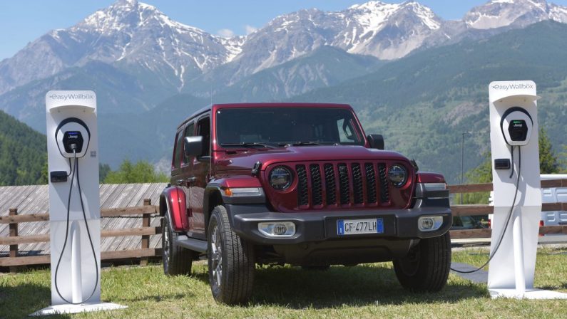 Jeep Wrangler 4xe con Free2Move eSolutions