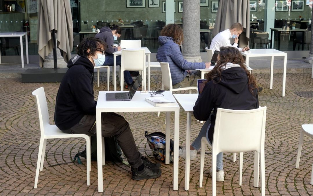 Da Fondazione Cariplo e Intesa Sanpaolo pc e tablet per la DAD