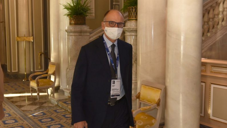 Primarie, Letta “Il popolo del centrosinistra c’è ed è con noi”