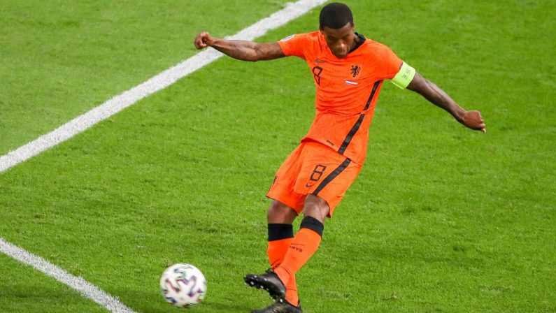 Razzismo, Wijnaldum “Come reagirei? Potrei uscire dal campo”