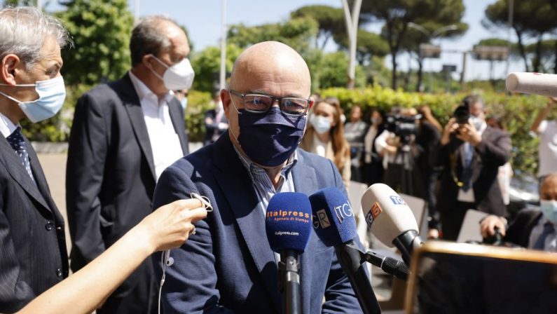 Cop26, Cingolani “Tutti devono contribuire alla decarbonizzazione”