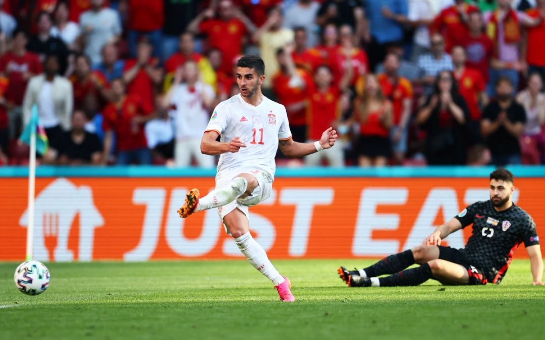 La Spagna batte 5-3 la Croazia ai supplementari e vola ai quarti