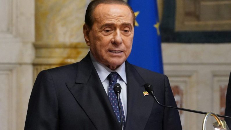 Centrodestra, Berlusconi “Il partito unico non è una fusione fredda”