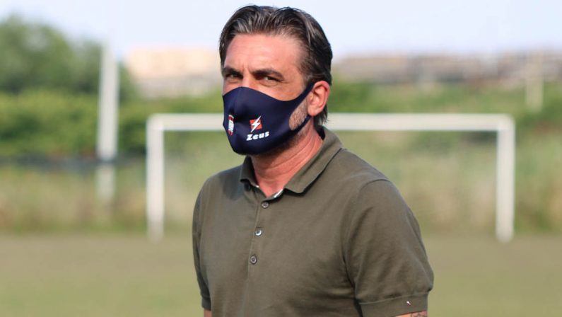Serie B, Crotone ko col Benevento: mister Modesto ha le ore contate