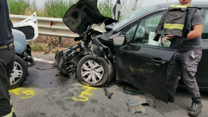 Incidente stradale a Vibo: muore un anziano, ferita una donna