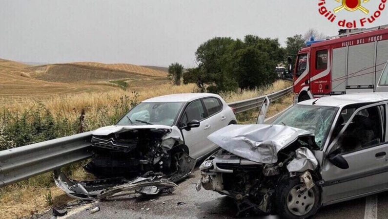 Incidente stradale nel Potentino, muore un uomo di 68 anni