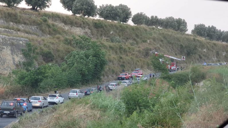 Tragedia nel Vibonese, uomo muore precipitando in un burrone