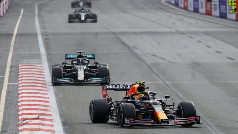 Formula 1: in Azerbaijan vince Perez davanti a Vettel, 4° Leclerc