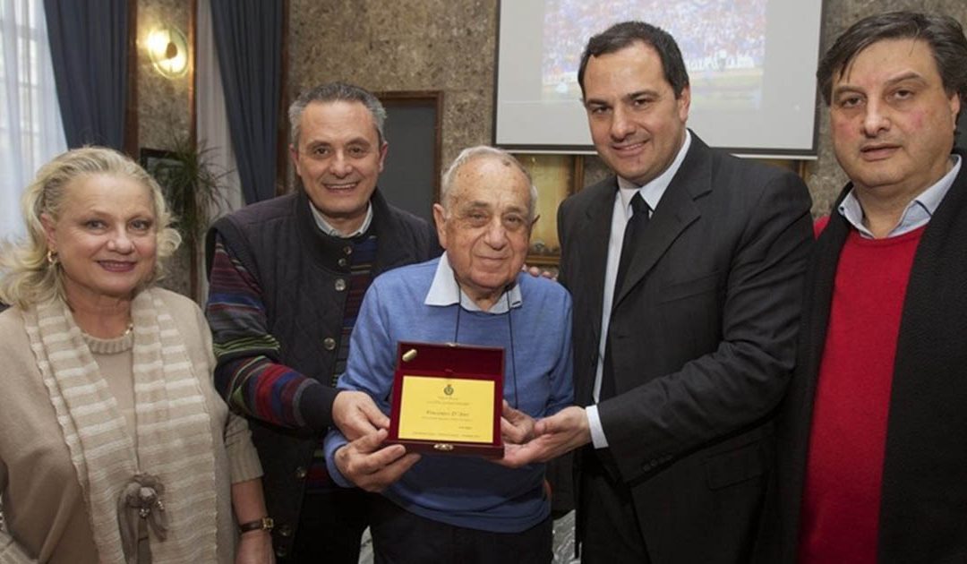 Vincenzo D'Atri premiato dal Comune di Cosenza