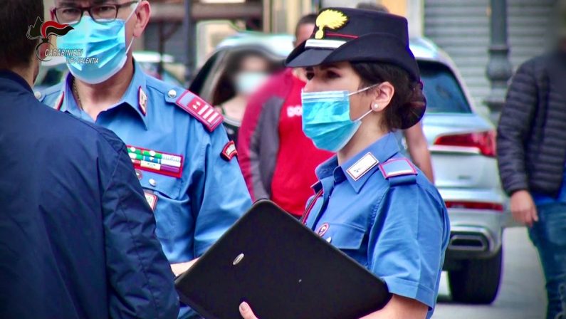 Carte false per i buoni spesa Covid, 350 furbetti segnalati alla Procura di Vibo