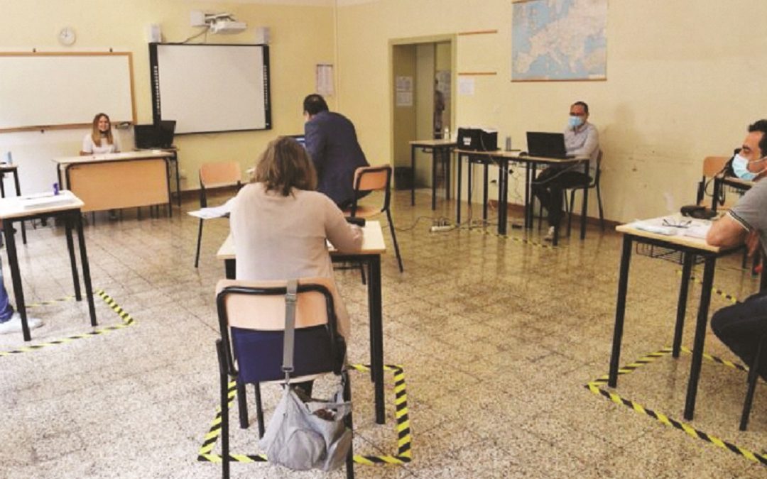 Operatrice scolastica del Vibonese senza Green pass allontanata dalla scuola dai carabinieri