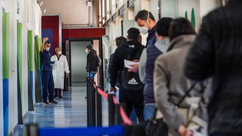 Vaccini, Calabria ancora ultima: nuovo open day nel fine settimana