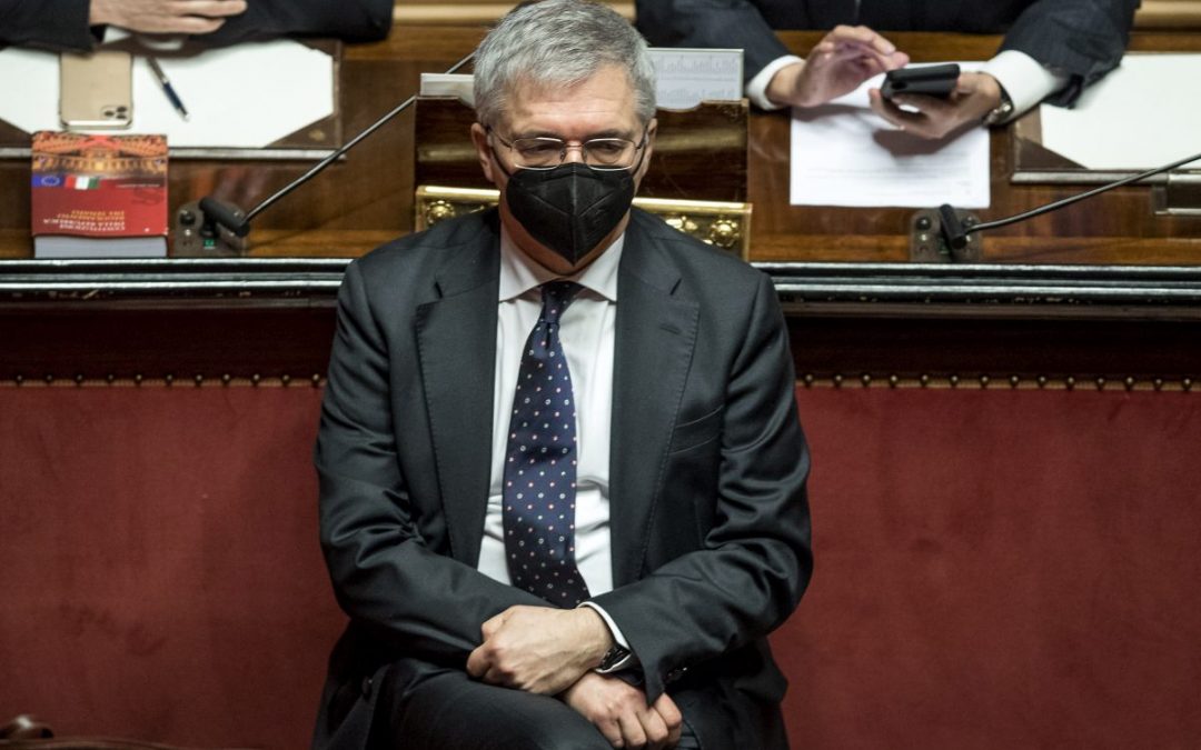 Ue, Franco “Evitare una stretta di bilancio”