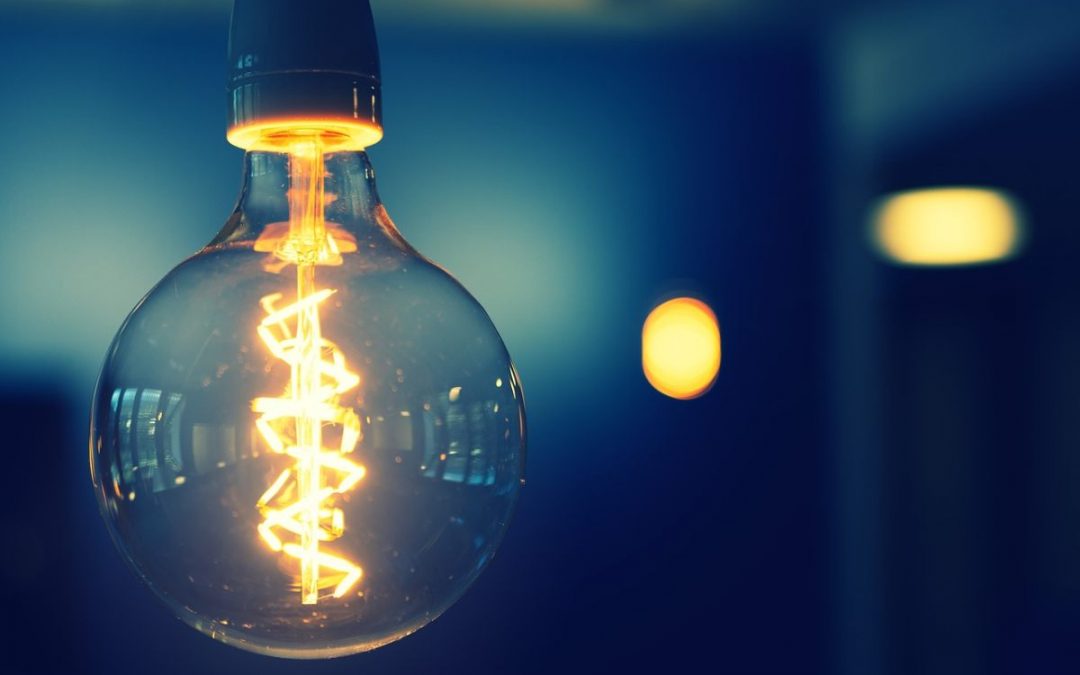 Scattano i rincari per l’energia, +9,9% elettricità e +15,3% gas