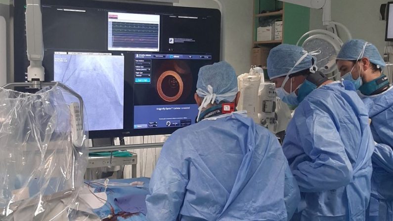 Al Gemelli nuovo catetere per ‘vederè le coronarie dall’interno