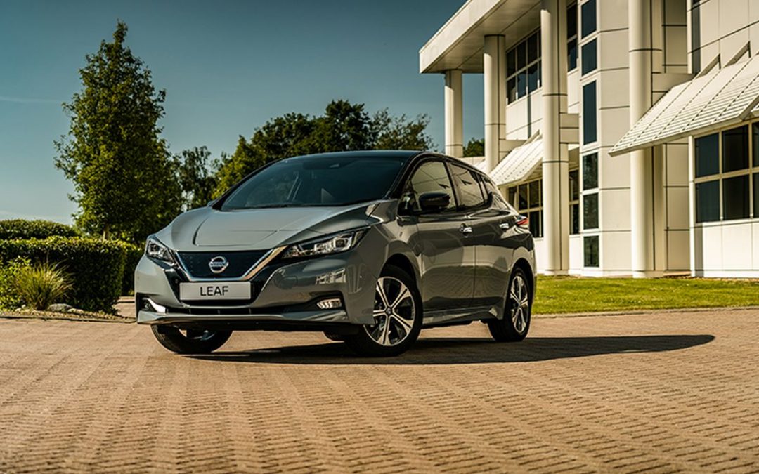 Nissan LEAF 100% elettrica ora si sente con “Canto”