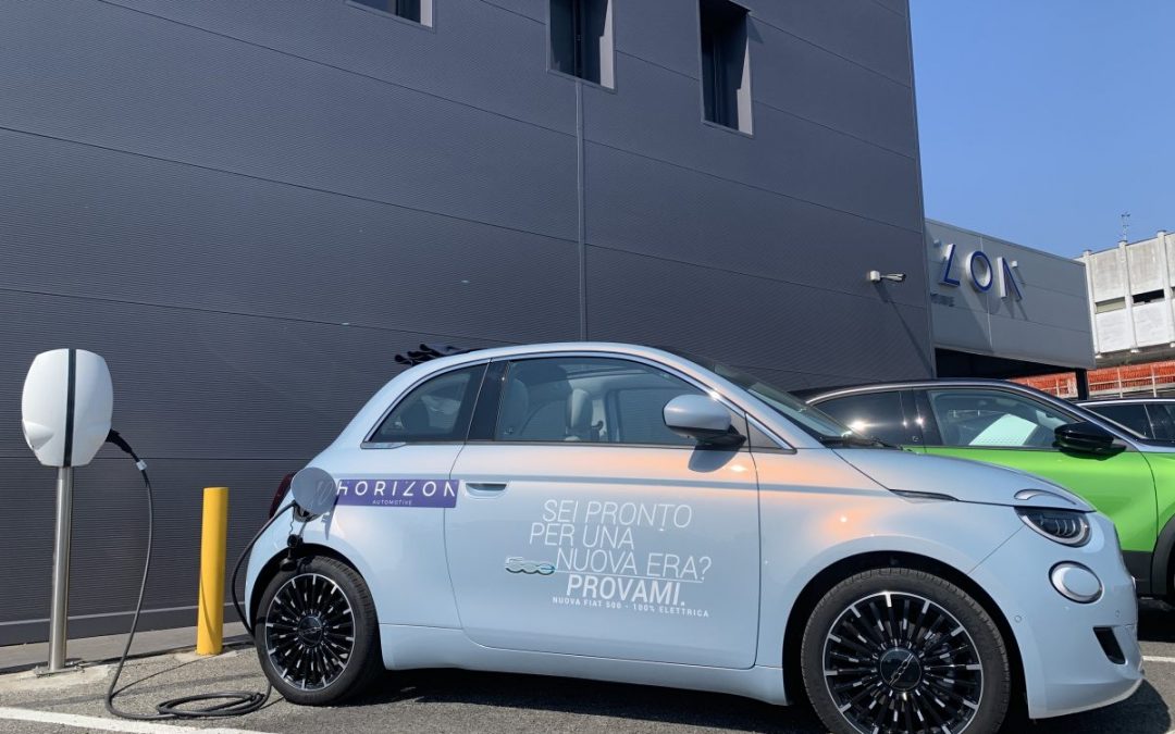 Horizon Automotive installa le colonnine Leasys e VW nei mobility hub