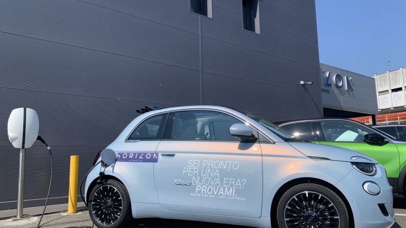 Horizon Automotive installa le colonnine Leasys e VW nei mobility hub