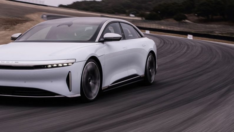 Pirelli lancia nuovo pneumatico “HL” per veicoli elettrificati