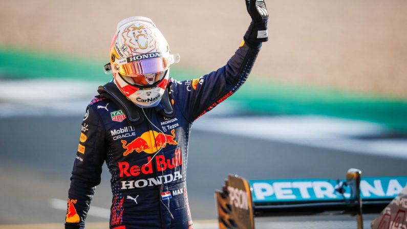 Formula 1, Sprint qualifying a Verstappen, in pole a Silverstone