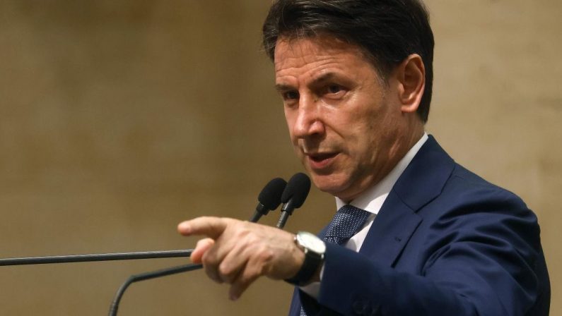 Conte a Catanzaro per sostenere la candidatura a sindaco di Fiorita