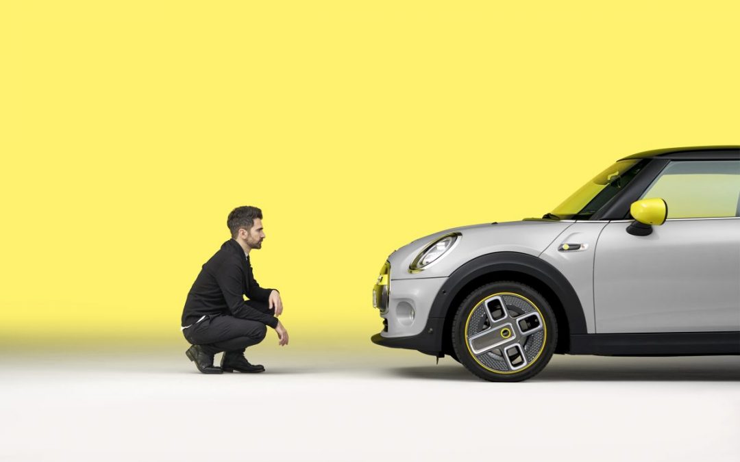 Mini Electric, “The iconic sound of silence”