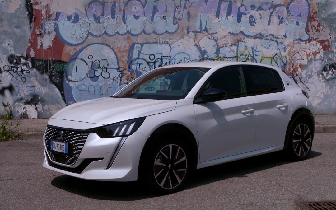 Peugeot e-208, 100% appagante e rispettosa dell’ambiente