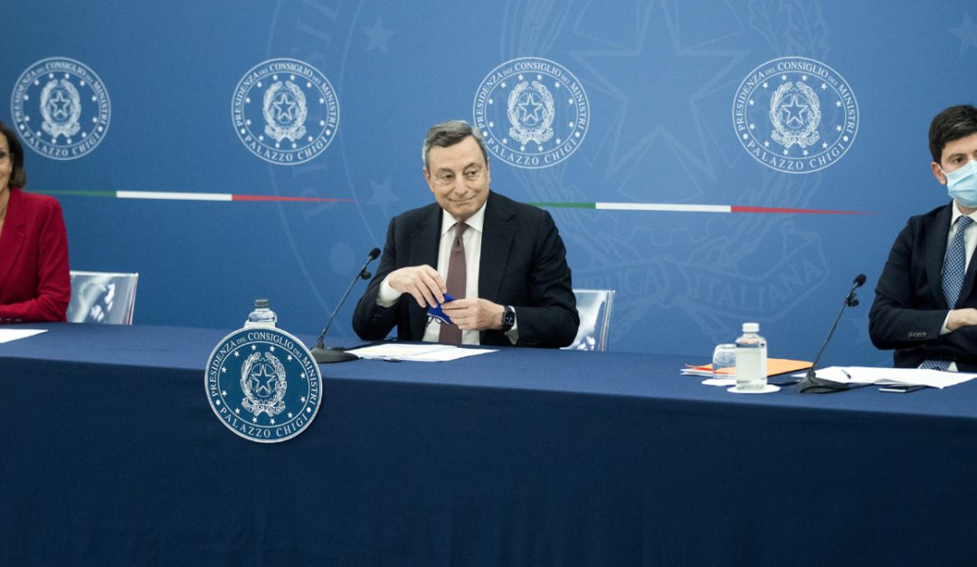 La conferenza stampa di Mario Draghi con i ministri Cartabia e Speranza