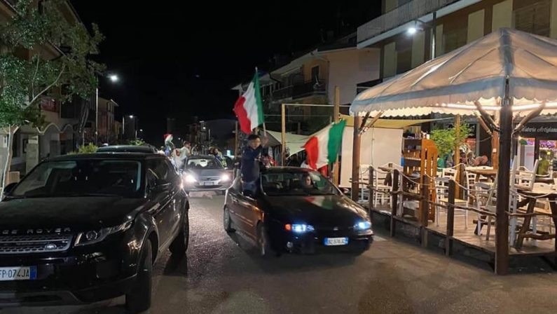 LE TANTE CALABRIE - Una sola Calabria impazzita per gli Azzurri