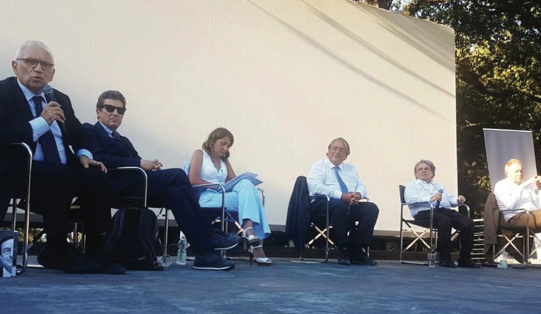 Da sinistra, Patrizio Bianchi, Pietrangelo Buttafuoco, Carla Ruocco, Roberto Napoletano, Renato Brunetta e Adolfo Urso