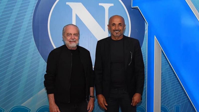Napoli Calcio, Luciano Spalletti arriva in città e saluta i tifosi: «Forza Napoli»
