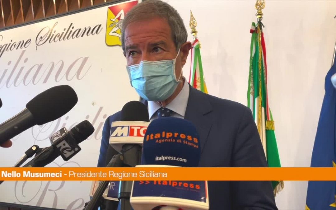 Cenere dell’Etna, Musumeci: “Stanziati primi 8 mln per le spese dei comuni”