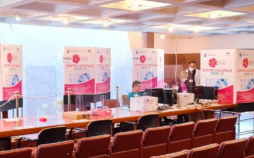 L'hub vaccinale di Pellaro