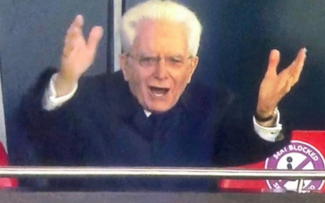 Sergio Mattarella esulta a Wembley